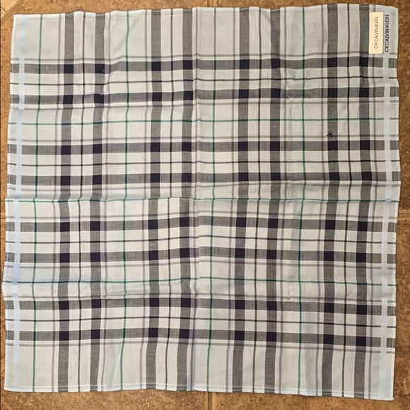 CK Calvin Klein Plaid Scarf! - Picture 1 of 7